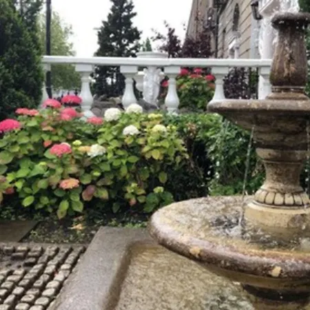 The Leeson Maison d'hôtes 2*