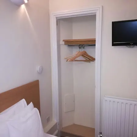 The Leeson Guest house