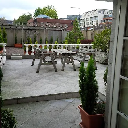 Guest house The Leeson