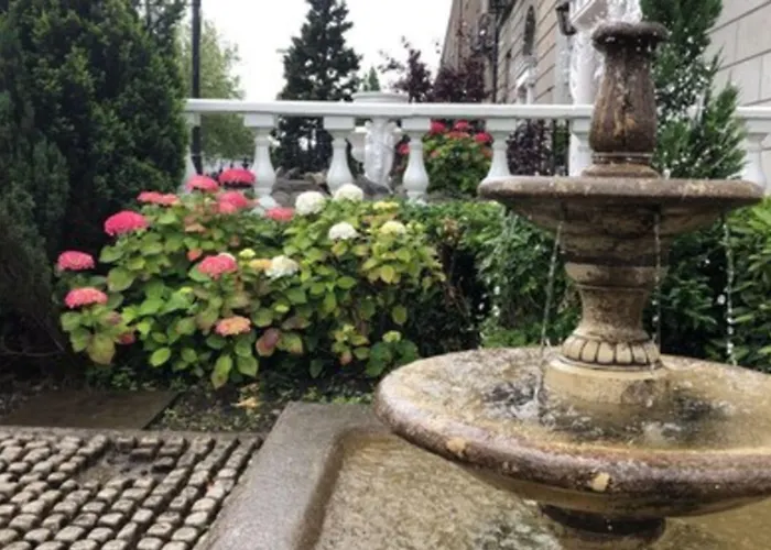 The Leeson Гостевой дом 2*