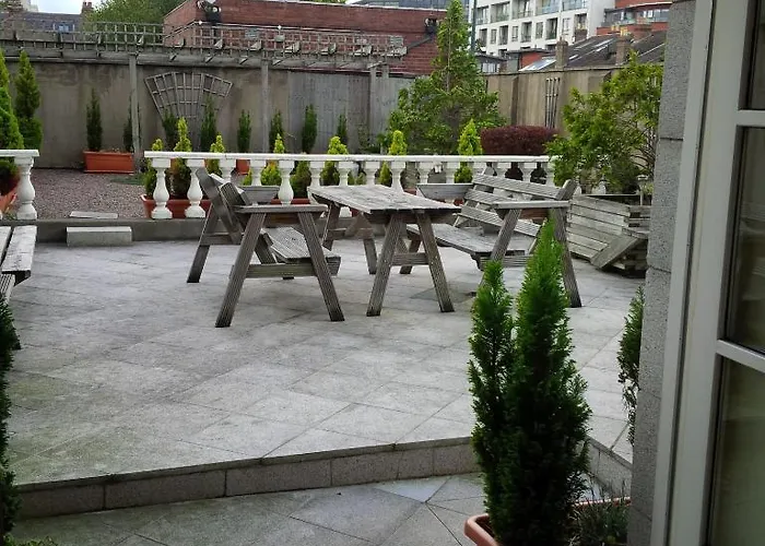 Гостевой дом The Leeson