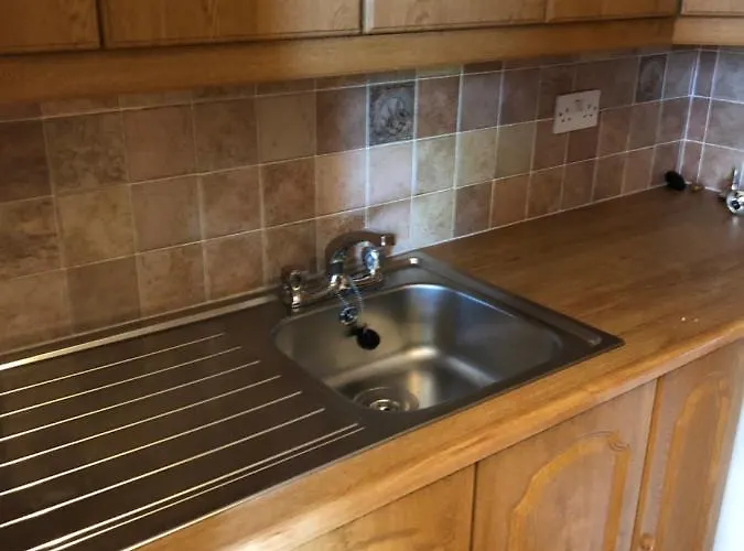 Гостевой дом The Leeson 2*