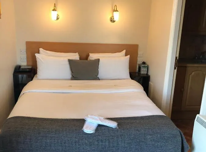 The Leeson Гостевой дом 2*